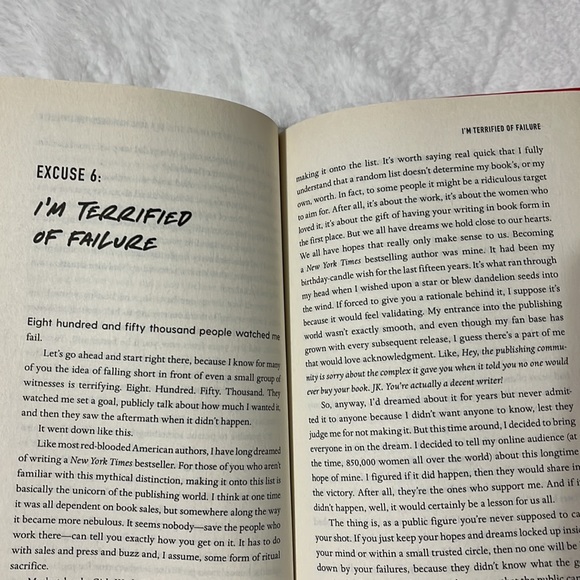 Set of 2 Rachel Hollis Books Girl Stop Apologizing, Girl Wash Your Face - Picture 7 of 9